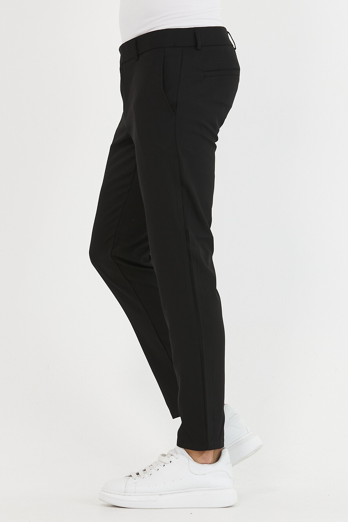 Erkek Siyah Renk Italyan Kesim Kaliteli Esnek Likralı Bilek Boy Kumaş Pantolon