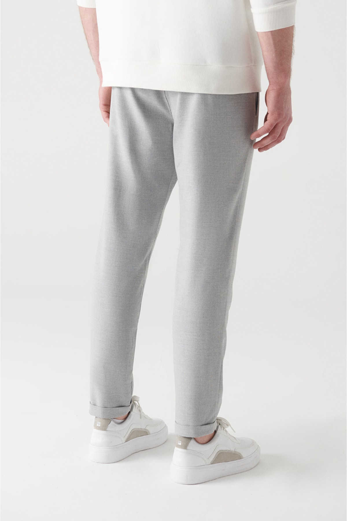 Açık Gri Basic Relaxed Fit Jogger Pantolon E003000