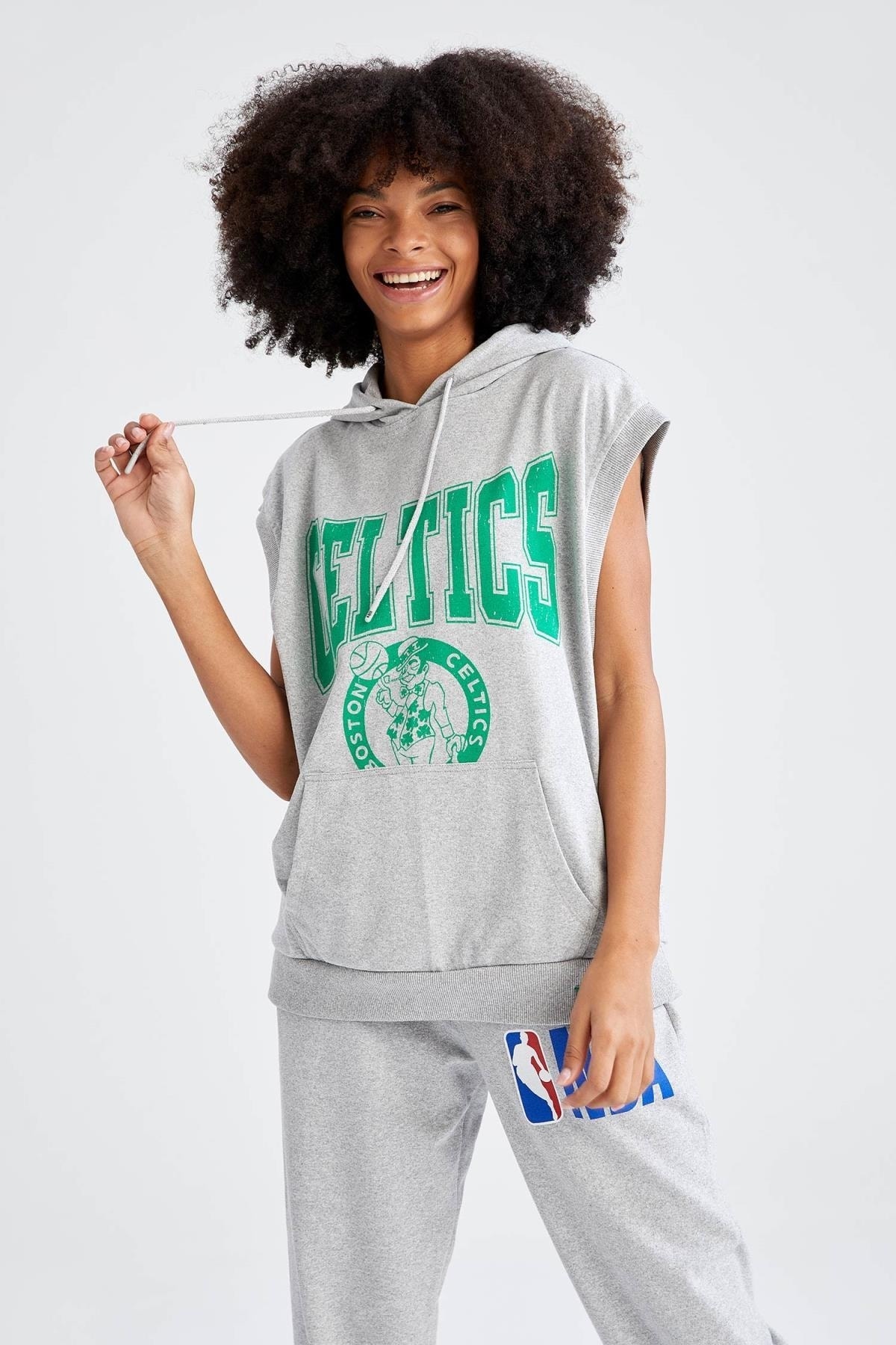 Fit Nba Boston Celtics Oversize Fit Kapüşonlukolsuz Sweatshirt